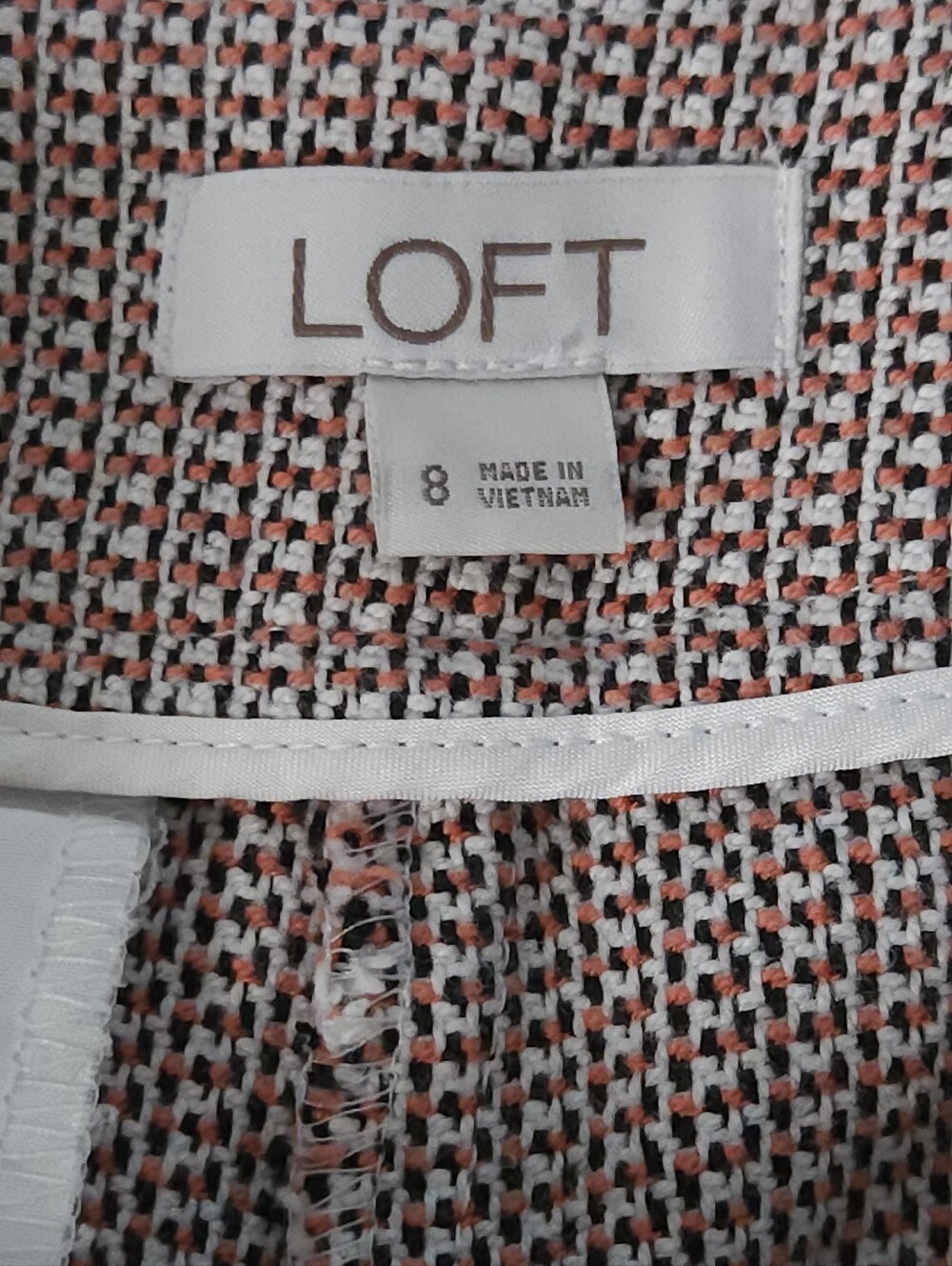 LOFT Womens 8 Tweed Trouser Shorts Coral Gray Lined Tailored Dress Shorts Career - Picture 4 of 9